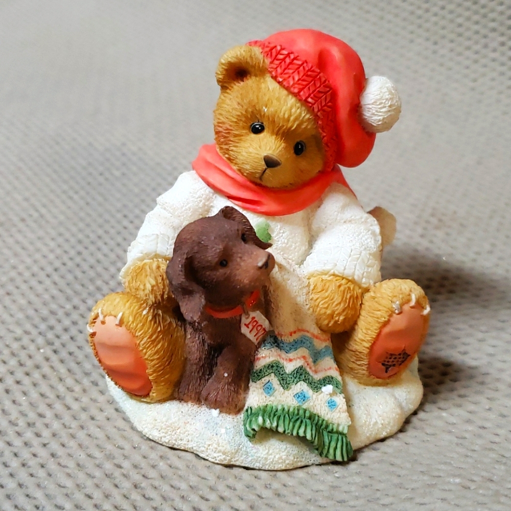 Cherished Teddies, Lee